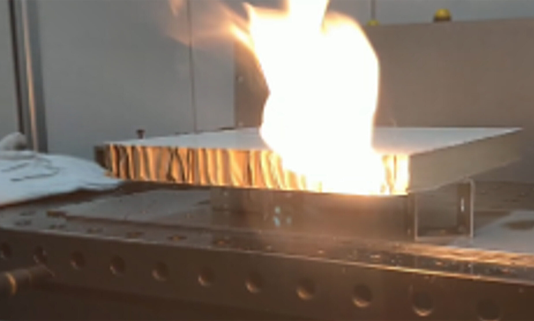 6cd9dd0b-3b44-4b0d-9a15-a634c1803825